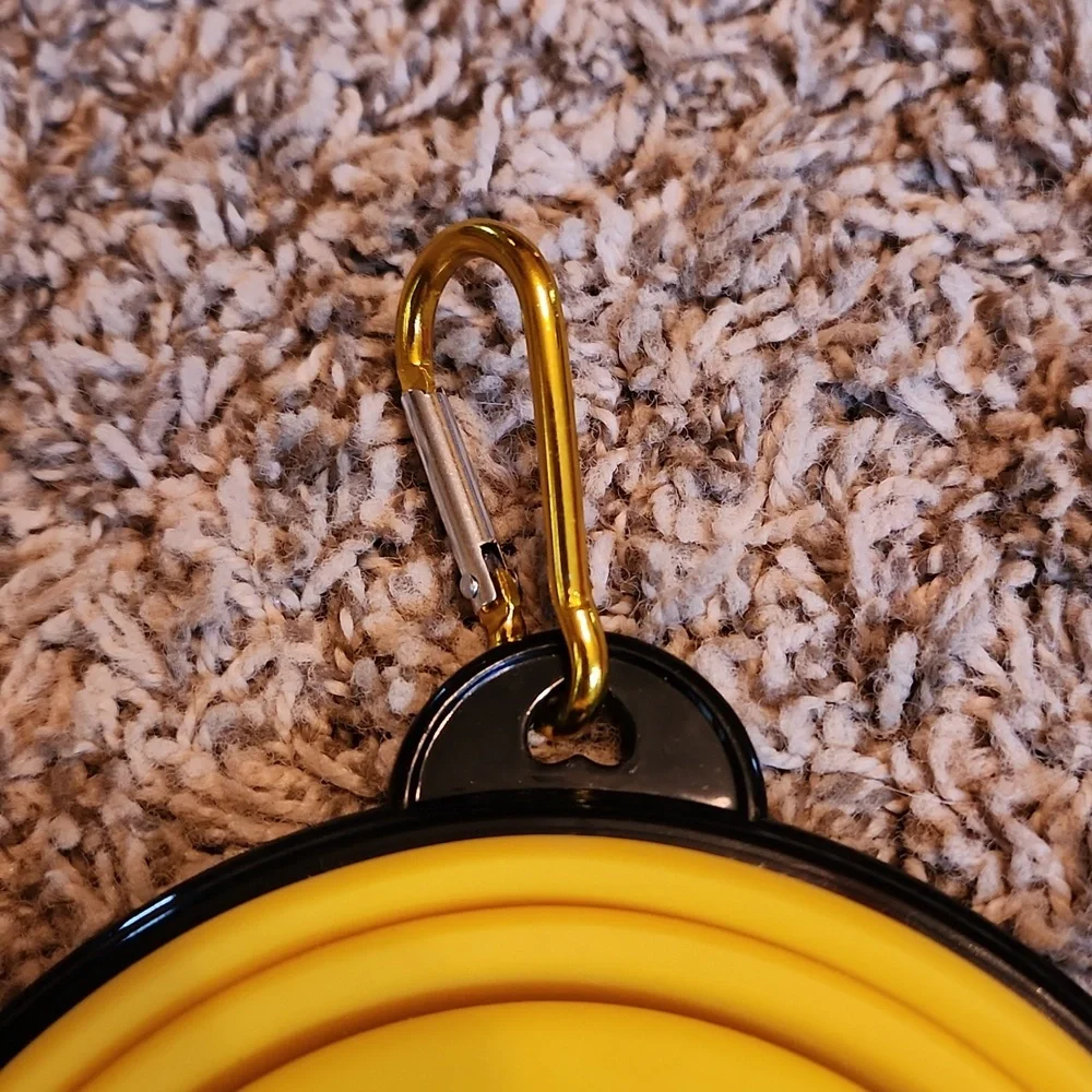 Mr. Peanuts Collapsible Pet Bowl